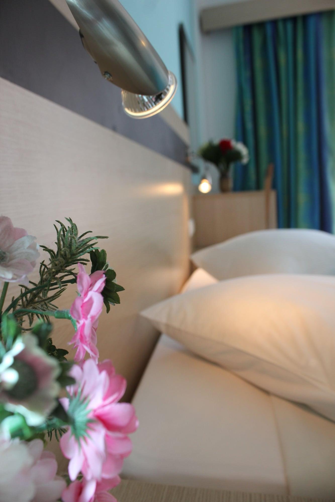 Moschos Hotel Rhodes City Bagian luar foto